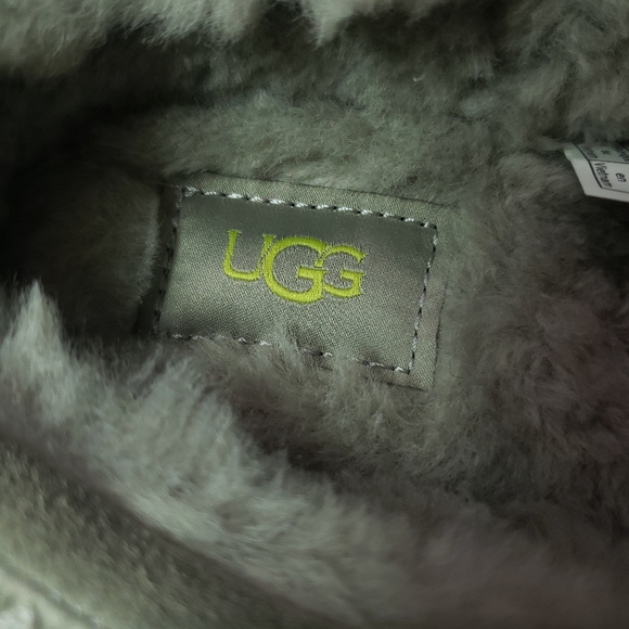 UGG Tasman Graphic Shadow Logo Pumice Soft Cozy Comfy Wool Fur Slippers Sz 13 - Picture 3 of 5